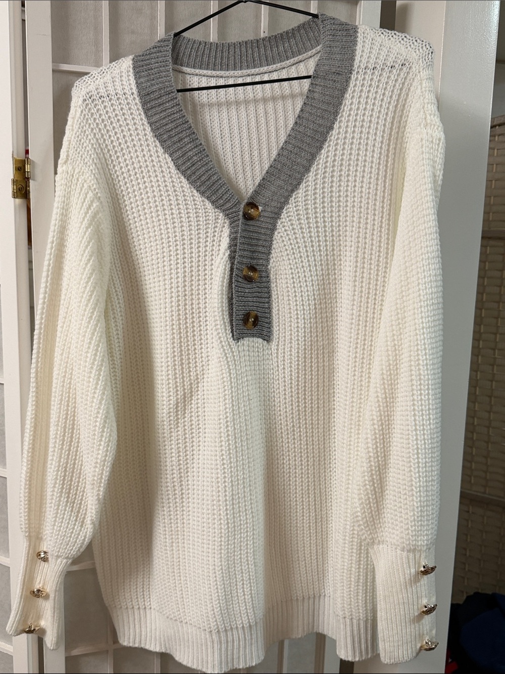 Women’s White V-Neck Sweater